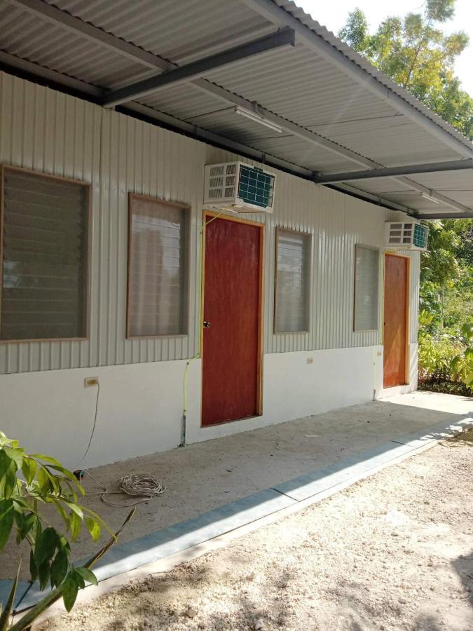 Lr Hostel And Cafe Moalboal Exterior foto
